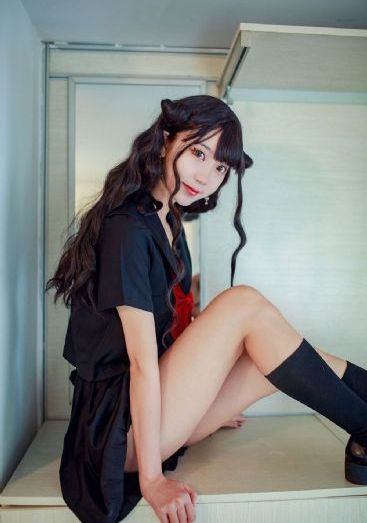 女性下面的水叫什么_4K完整视频观看